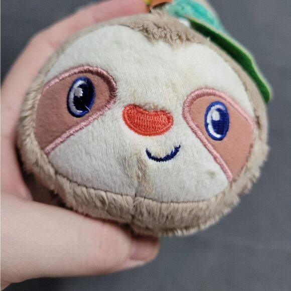 Infantino Sloth pull down music and motion toy - Picture 2 of 6